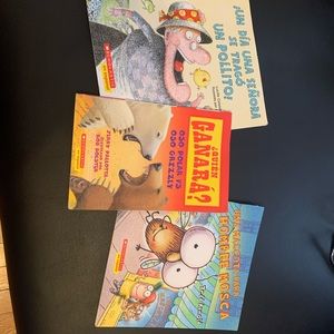 Bundle of 3 books in Spanish